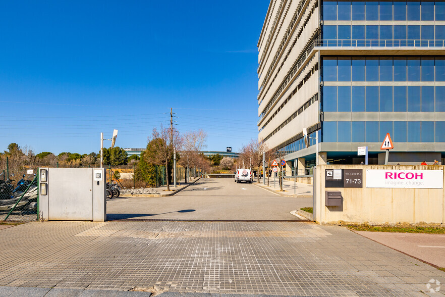 Avinguda Via Augusta, 71, Sant Cugat Del Vallès, Barcelona en alquiler - Foto del edificio - Imagen 2 de 5