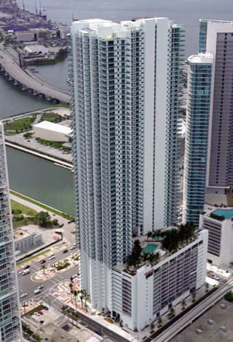 900-990 Biscayne Blvd, Miami, FL en alquiler - Foto del edificio - Imagen 3 de 15