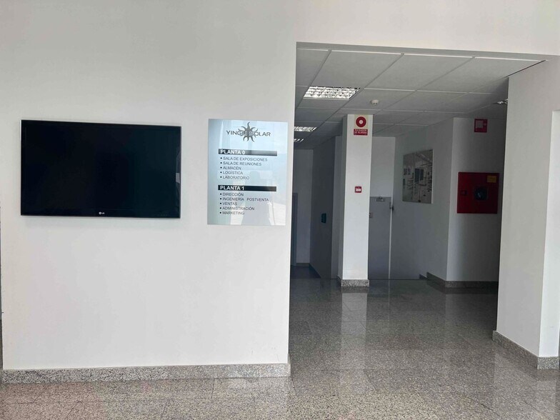 Nave en San Agustín del Guadalix, Madrid en alquiler - Foto del interior - Imagen 2 de 12