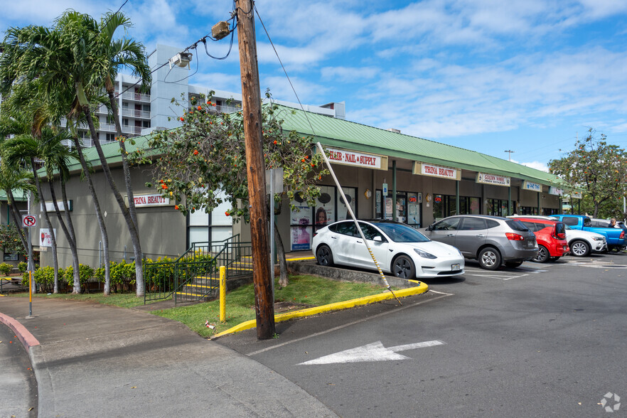 99-084 Kauhale St, Aiea, HI en alquiler - Foto del edificio - Imagen 2 de 13