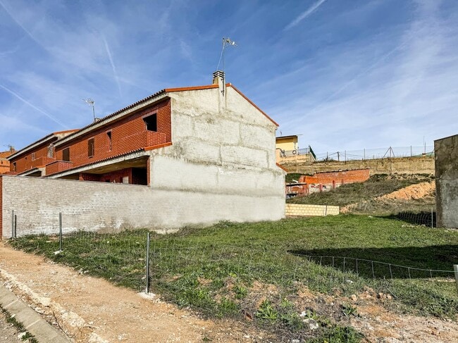 Más detalles de Avenida Rosales, 6, Torrelaguna - Terreno en venta
