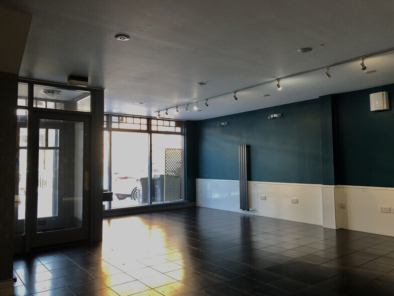 22D Bridge St, Banchory en alquiler - Foto del interior - Imagen 3 de 4