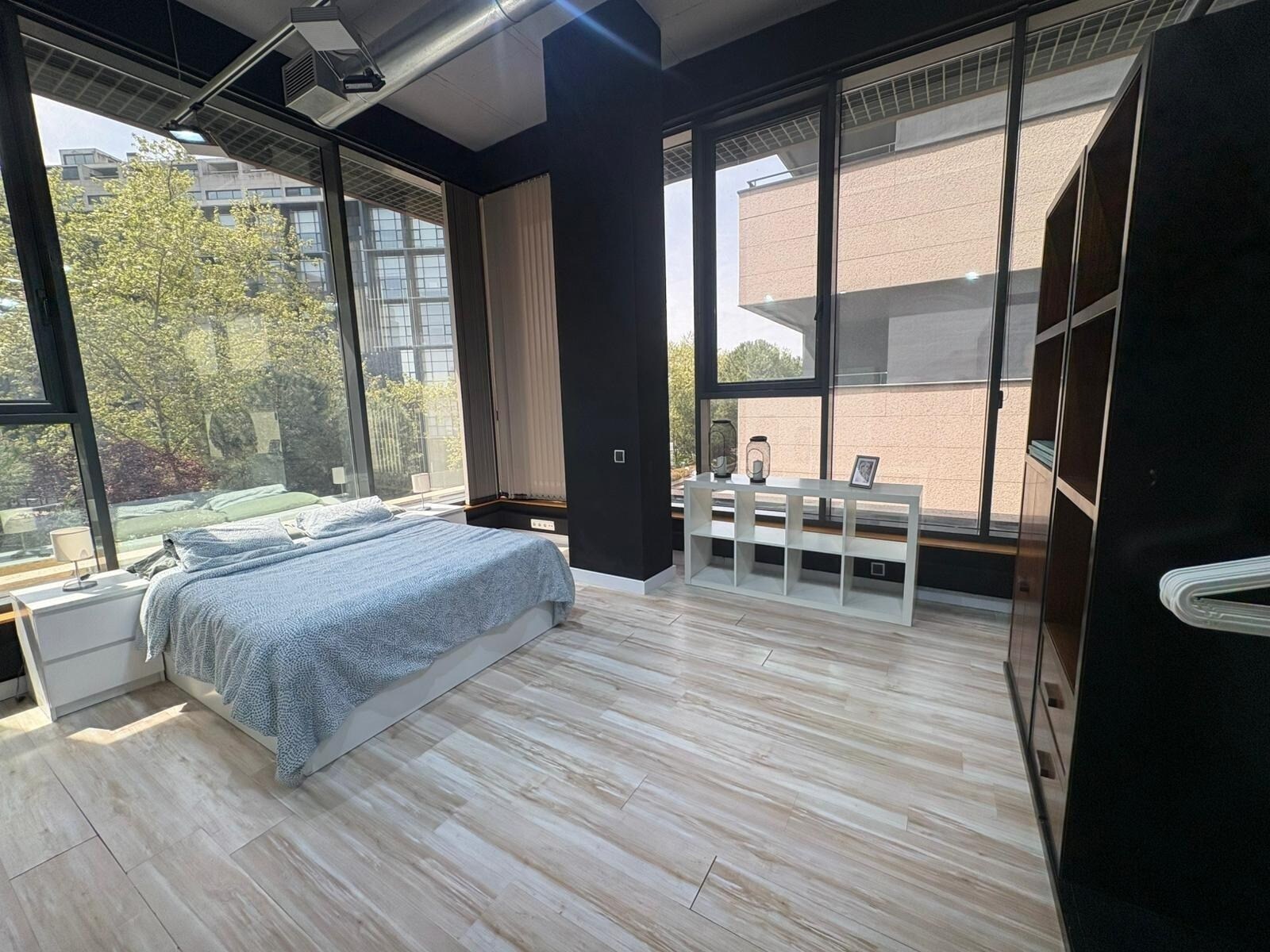 Oficina en San Sebastián de los Reyes, Madrid en venta Foto del interior- Imagen 1 de 4