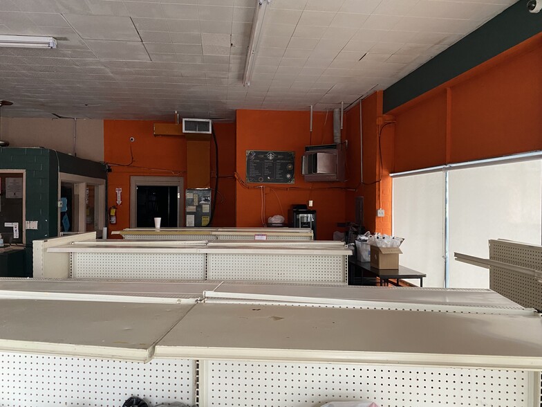 722 Martin Luther King Jr Blvd, Macon-Bibb, GA en alquiler - Foto del interior - Imagen 2 de 10