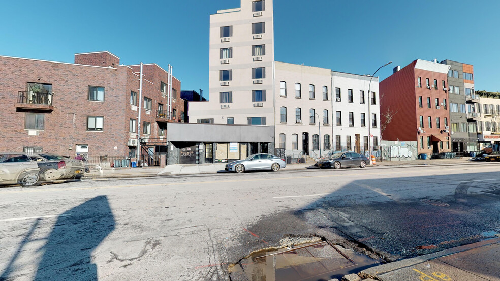 651 Bushwick Ave, Brooklyn, NY en alquiler - Foto del edificio - Imagen 1 de 3