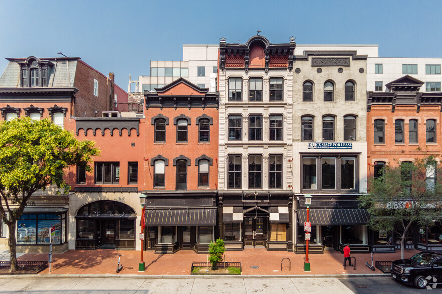 Chinatown Row 704-718 7th St NW cartera de 5 inmuebles en venta en LoopNet.es - Foto principal - Imagen 1 de 5