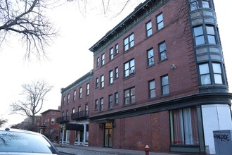 1 Congress St, Hartford, CT en alquiler Foto del edificio- Imagen 2 de 8