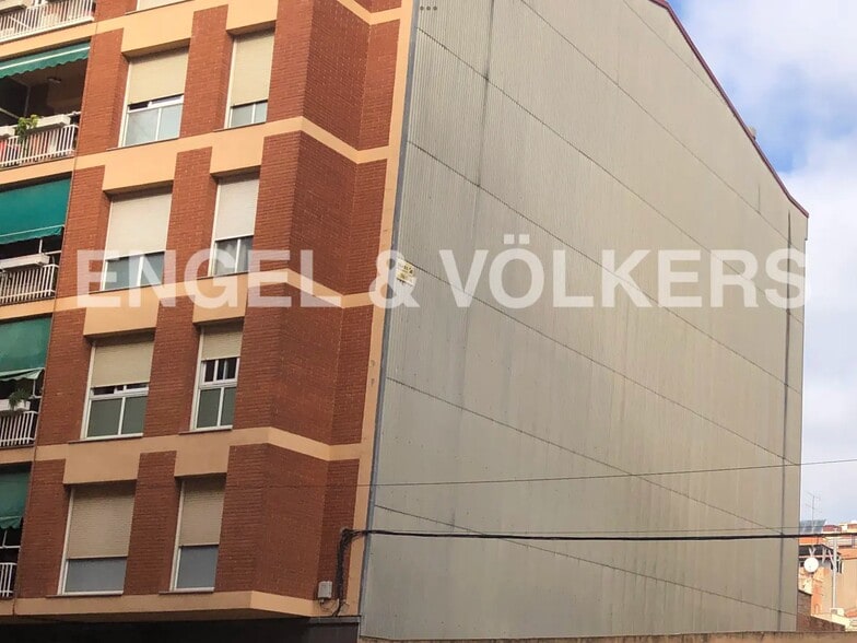 Terreno en Sabadell, Barcelona en venta - Foto del edificio - Imagen 3 de 4