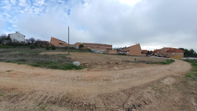 Más detalles de Calle Olivilla, 60, Corpa - Terreno en venta
