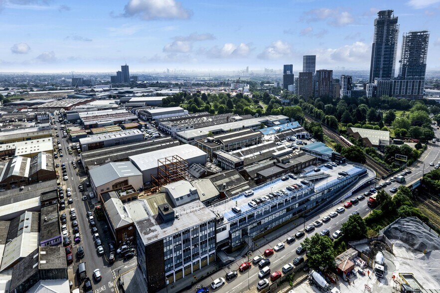 21-23 Park Royal Rd, London en alquiler - Foto del edificio - Imagen 2 de 18