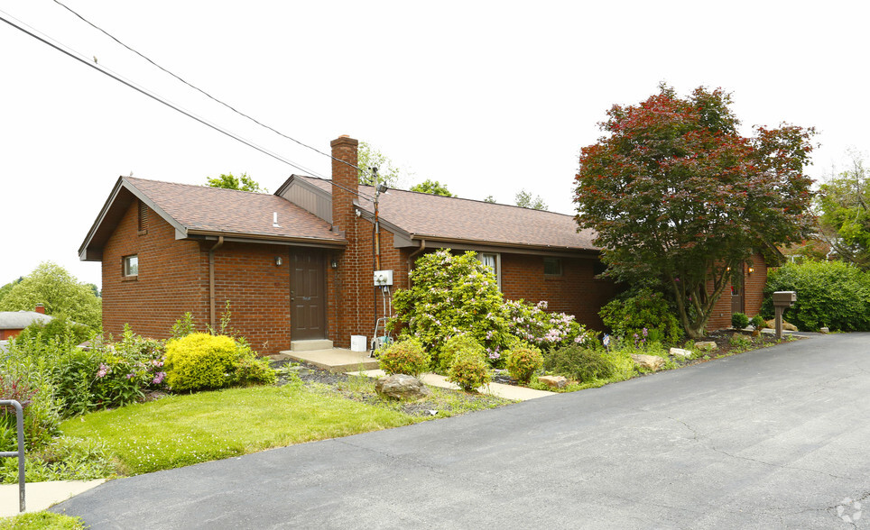 960 Beaver Grade Rd, Coraopolis, PA en alquiler - Foto principal - Imagen 1 de 8