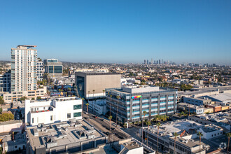 6040 W Sunset Blvd, Los Angeles, CA - vista aérea  vista de mapa