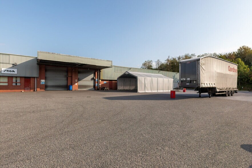 Bell Close, Plymouth en venta - Foto del edificio - Imagen 2 de 8