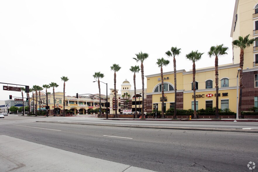 227 W Valley Blvd, San Gabriel, CA en alquiler - Foto del edificio - Imagen 2 de 26