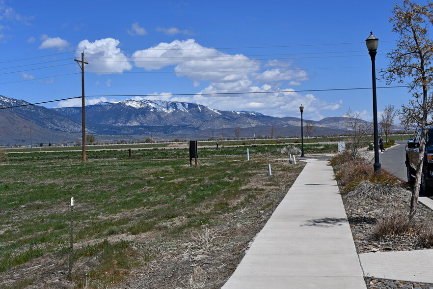 1786 Monte Vista, Minden, NV en venta - Foto del edificio - Imagen 3 de 8