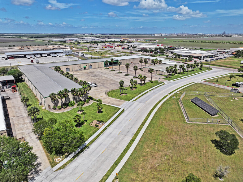 5655 Bear Ln, Corpus Christi, TX en alquiler - Foto del edificio - Imagen 1 de 9