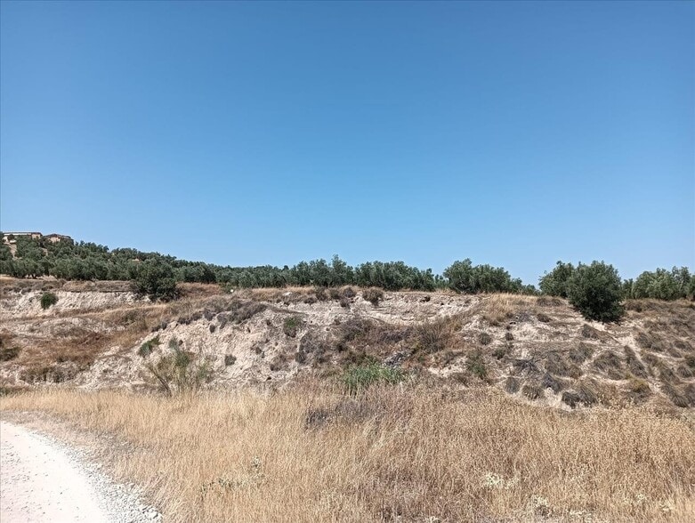 Terreno en Jódar en venta - Foto del edificio - Imagen 2 de 22