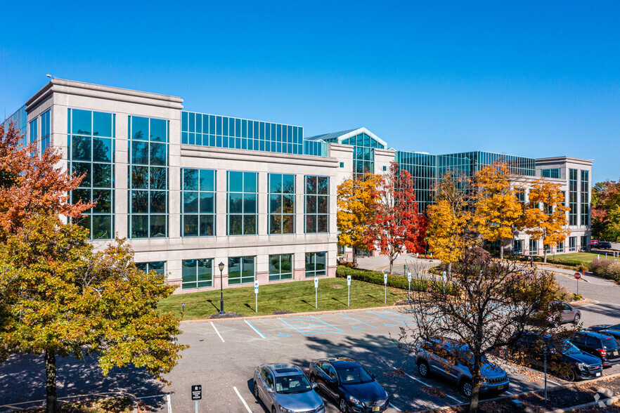 8 Campus Drive Dr, Parsippany, NJ en alquiler - Foto del edificio - Imagen 1 de 8