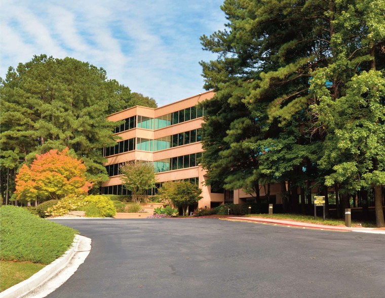 3675 Crestwood Pkwy NW, Duluth, GA en alquiler - Foto del edificio - Imagen 3 de 13