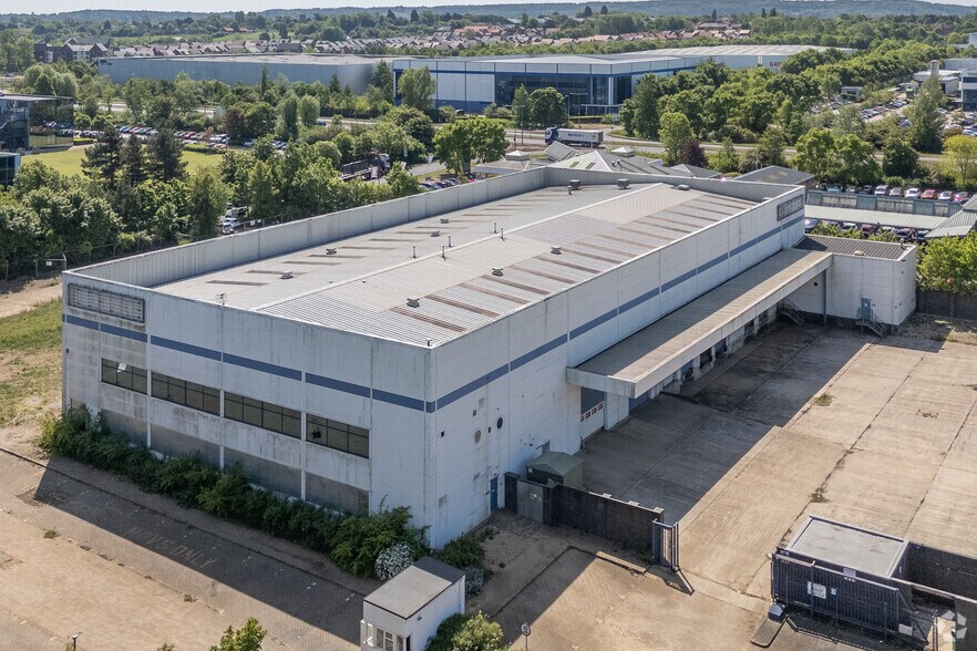 New Lasborough Rd, Milton Keynes en venta - Vista aérea - Imagen 3 de 3