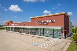 Más detalles de 3220 Kirby Dr, Pearland, TX - Local en venta