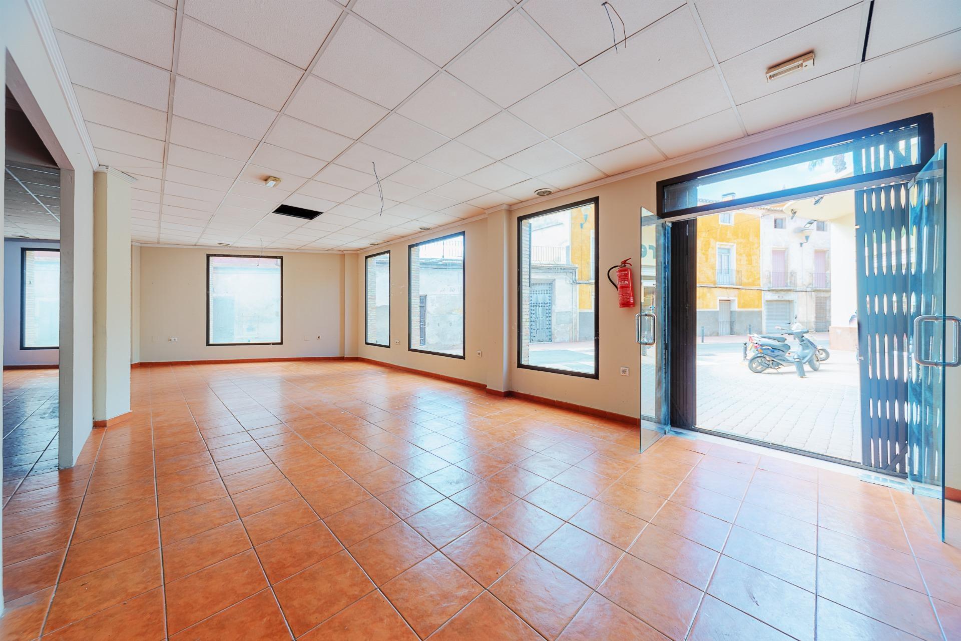 Local en Mula en venta Foto del interior- Imagen 1 de 15