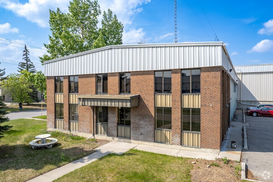 7730 46th Street SE cartera de 2 inmuebles en venta en LoopNet.es - Foto principal - Imagen 2 de 2