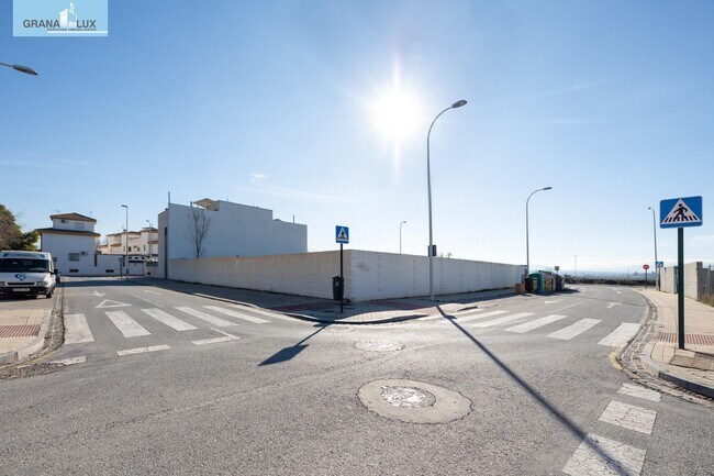 Más detalles de Calle Secaderos, Granada - Terreno en venta