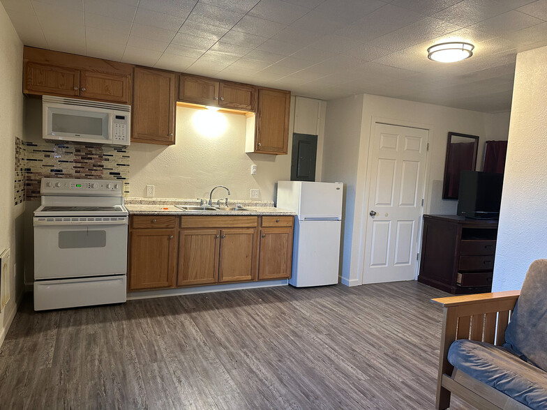 407 W 1st Ave, Ritzville, WA en venta - Foto del interior - Imagen 2 de 6