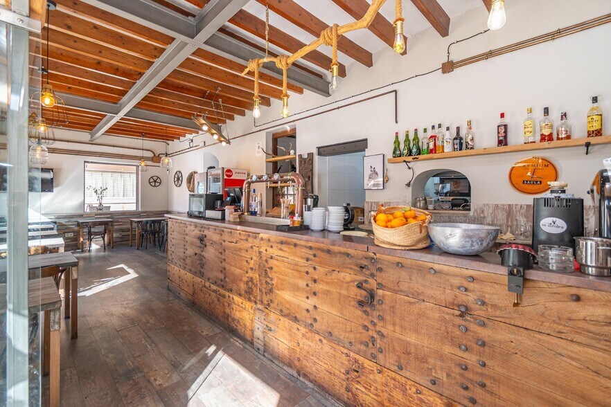 Local en Andratx en alquiler - Foto del edificio - Imagen 1 de 32