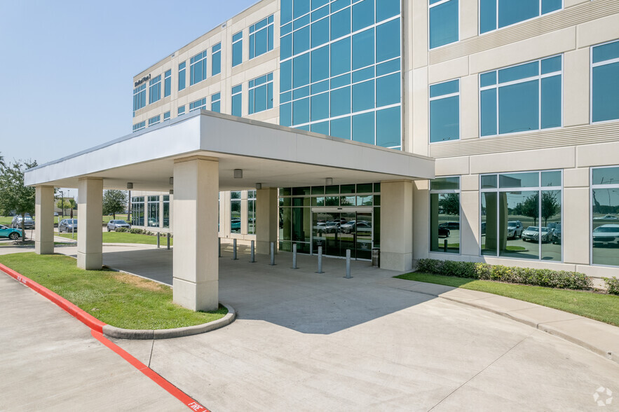 10907 Memorial Hermann Dr, Pearland, TX en alquiler - Foto del edificio - Imagen 1 de 9