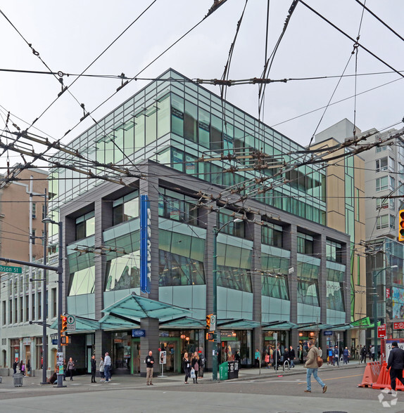 720 Robson St, Vancouver, BC en alquiler - Foto del edificio - Imagen 2 de 7