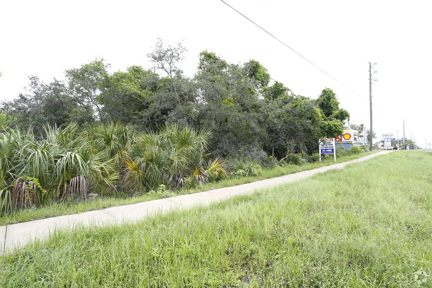 15807 US Highway 19, Hudson, FL en alquiler - Foto principal - Imagen 1 de 3