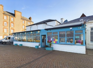 28 Bath St, Largs en alquiler Foto del edificio- Imagen 1 de 3