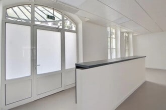 13 Rue Du Faubourg Saint-Martin, Paris en alquiler Foto del interior- Imagen 2 de 7