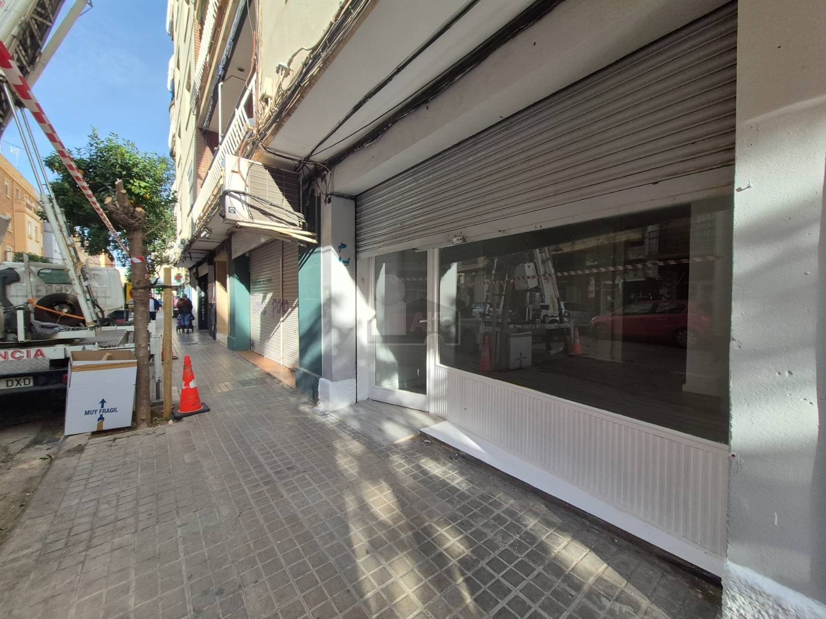 Local en València, Valencia en alquiler Foto principal- Imagen 1 de 3