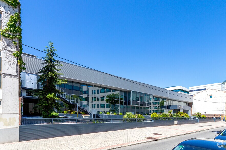 Calle Albarracín, 44, Madrid, Madrid en alquiler - Foto del edificio - Imagen 1 de 1