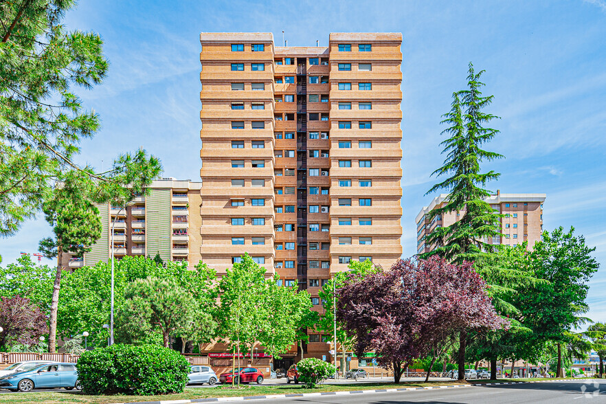 Calle De Arturo Soria, 337, Madrid, Madrid en venta - Foto del edificio - Imagen 2 de 2