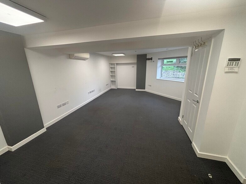 16 Prigg Ln, South Petherton en venta - Foto del edificio - Imagen 2 de 11