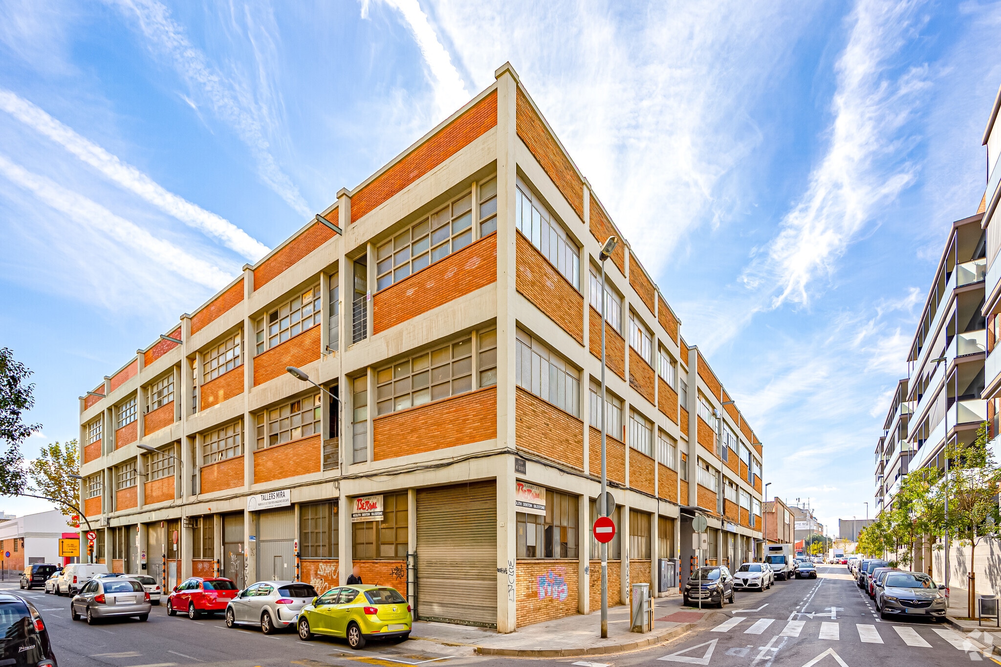 Nave en L'Hospitalet de Llobregat, Barcelona en alquiler Foto principal- Imagen 1 de 5