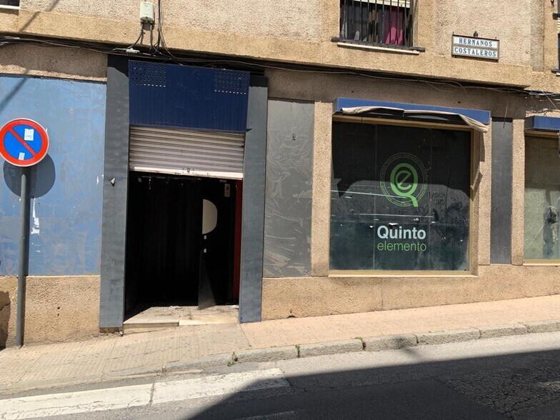 Local en Espronceda en venta - Foto del edificio - Imagen 1 de 9