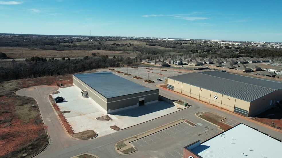 1137 E Hefner Rd, Oklahoma City, OK en venta - Vídeo de anuncio comercial - Imagen 2 de 7