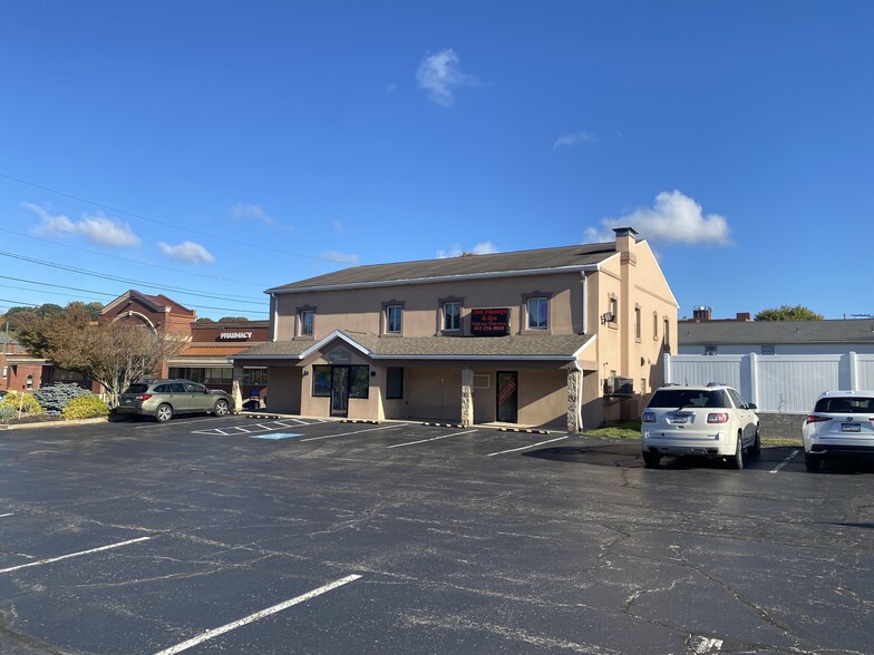 425 Chartiers St, Bridgeville, PA en venta - Foto del edificio - Imagen 1 de 2