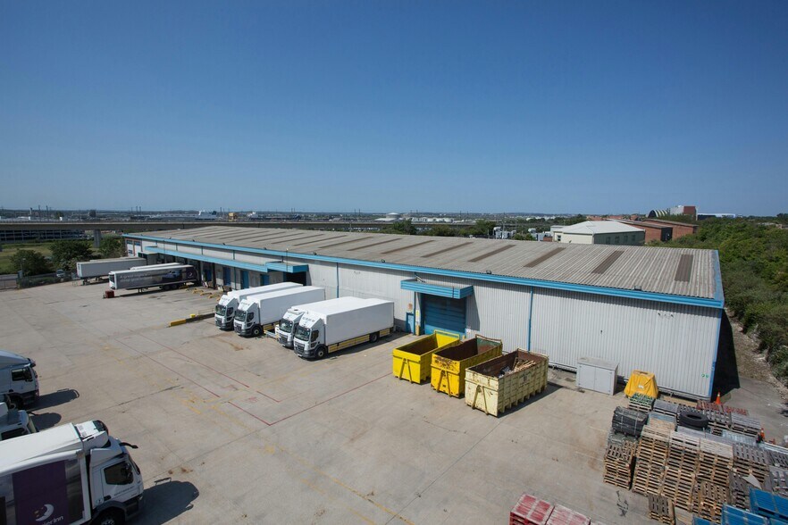 736-738 London Rd, Grays en alquiler - Foto del edificio - Imagen 2 de 4