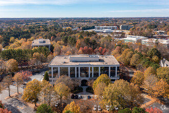 3805 Crestwood Pky NW, Duluth, GA - VISTA AÉREA  vista de mapa - Image1