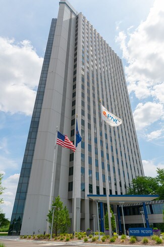 Más detalles de 755 W Big Beaver Rd, Troy, MI - Coworking en alquiler