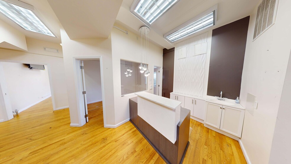 8515 Bay Pky, Brooklyn, NY en alquiler - Foto del interior - Imagen 2 de 5