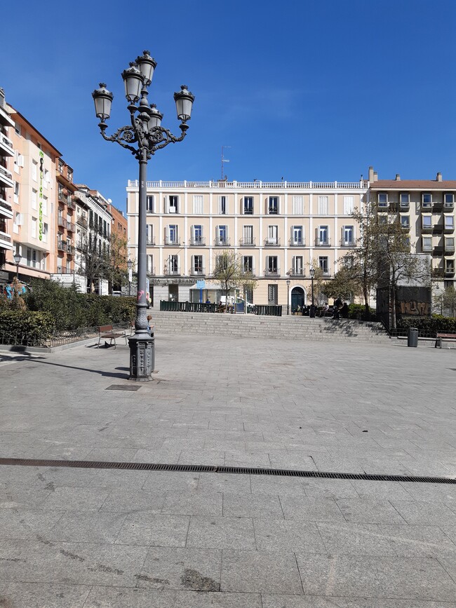 Más detalles de Plaza de Pedro Zerolo, 5, Madrid - Edificio residencial​ en venta