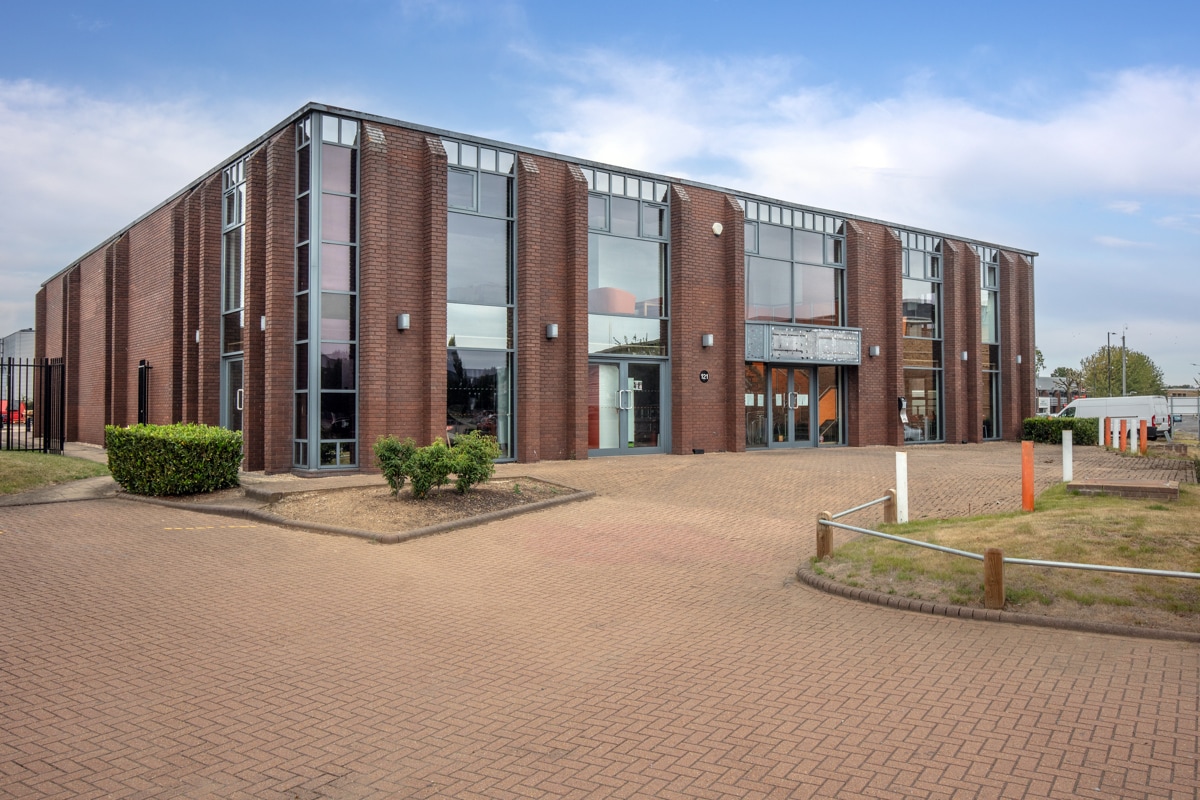 121 Yarmouth Rd, Slough en alquiler Foto del edificio- Imagen 1 de 2