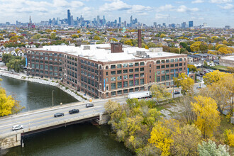 1200 W 35th St, Chicago, IL - vista aérea  vista de mapa - Image1